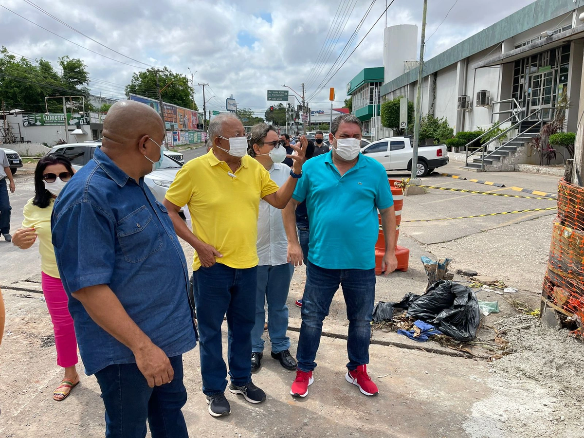 Dr. Pessoa visita áreas da zona leste atingidas pelas chuvas