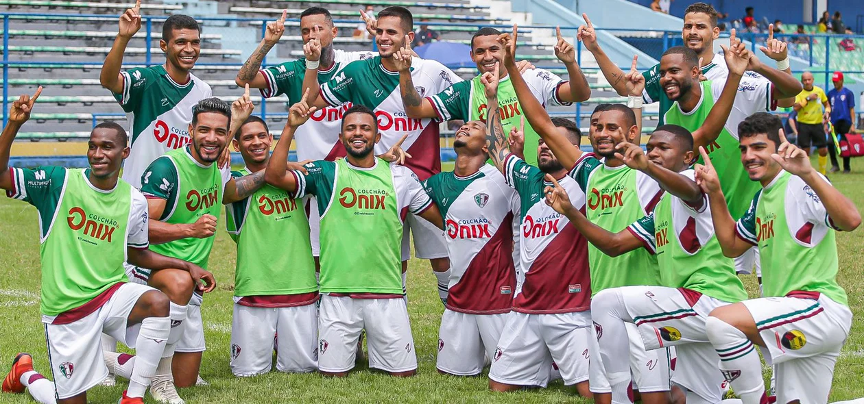 Equipe comemora mais uma vitória