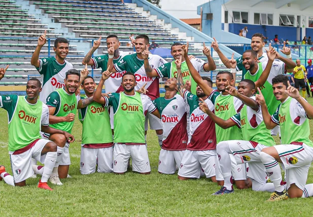 Equipe comemora mais uma vitória