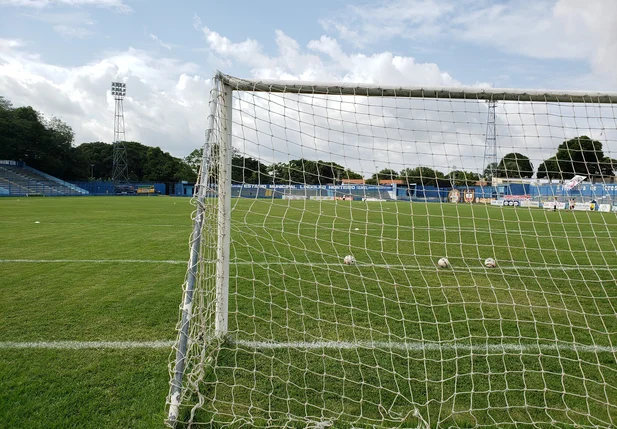 Estádio Lindolfo Monteiro