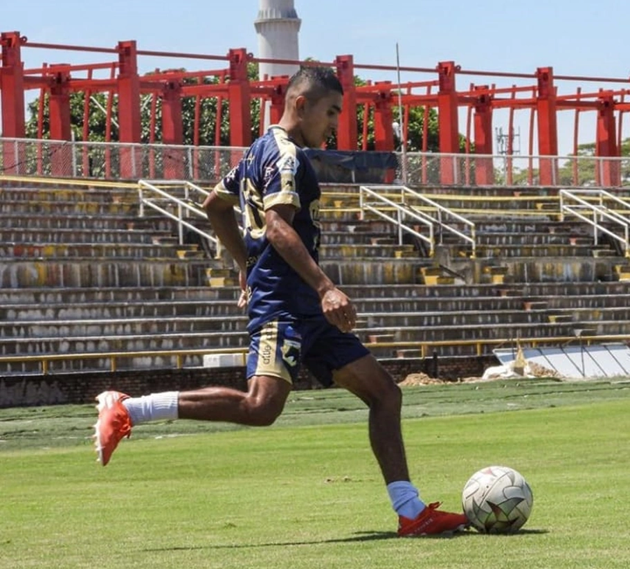 Fabían Andrés Zambrano Jímenez, meia de 25 anos