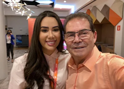 Fernanda Gomes e Paulinho da Força