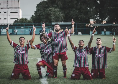 Fluminense vira o jogo contra o River