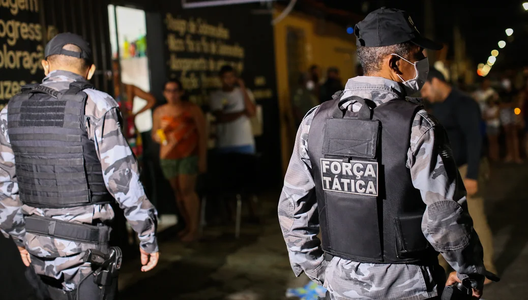 Força tática no local
