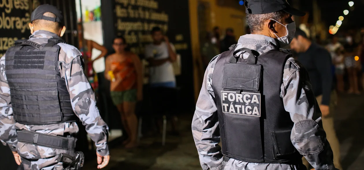 Força tática no local