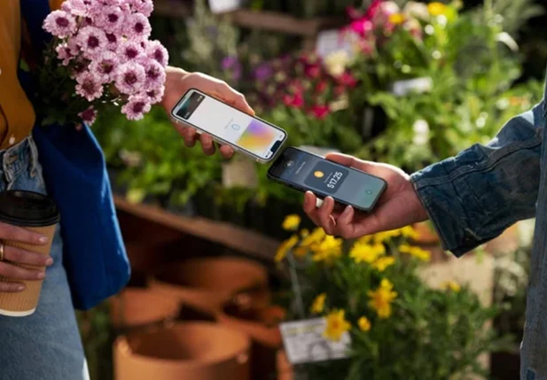 iPhone vai permitir transferências financeiras