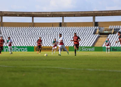 Jogo entre Fluminense do Piauí e Oeste