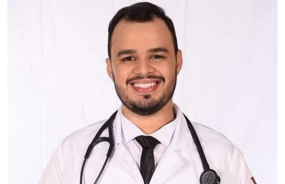 Médico piauiense Bruno Raphael