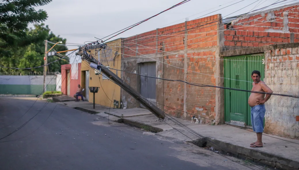 Moradores reclamam da situação