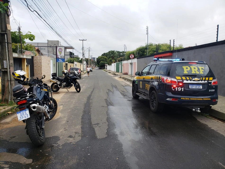 Motocicleta apreendida pela PRF