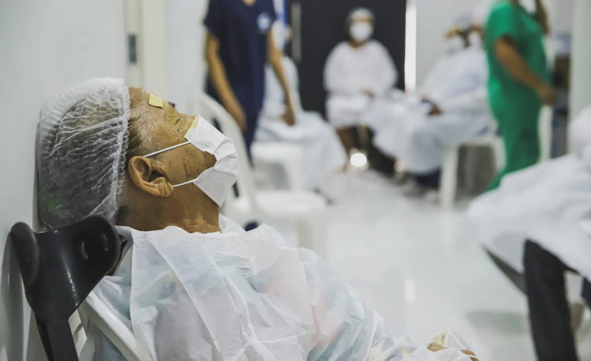 Mutirão de catarata atende pacientes de 40 municípios