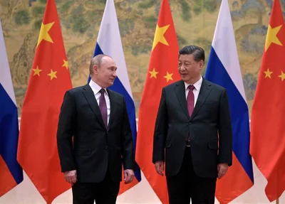 O presidente russo, Vladimir Putin, e o presidente chinês, Xi Jinping