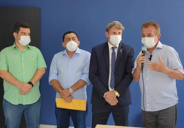 O termo foi assinado junto ao coordenador estadual da Superintendência Patrimonial da União