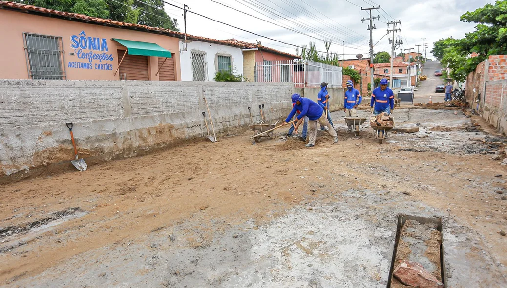 Obra no bairro Satélite