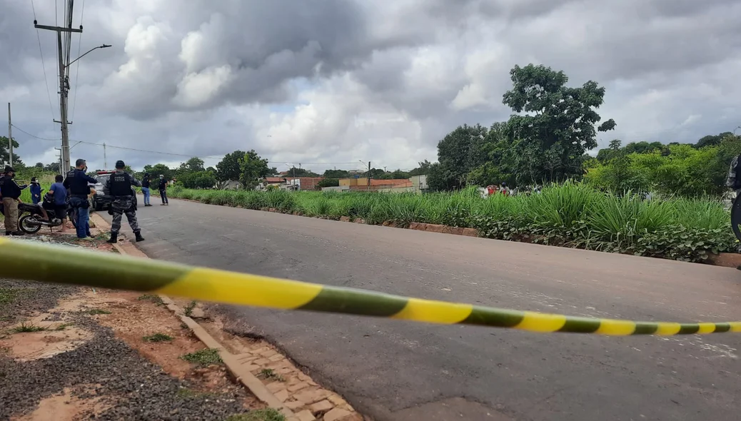 Polícia Militar isolou a área do crime