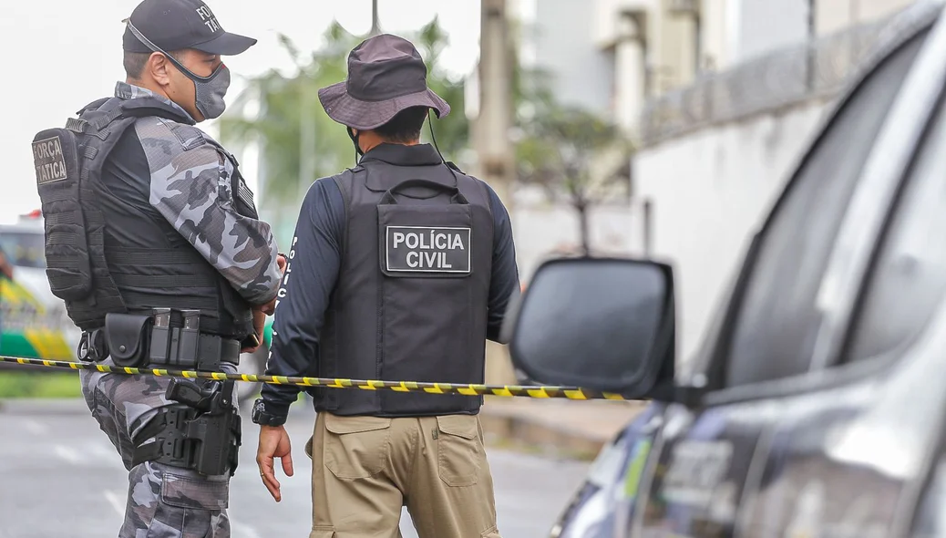 Polícia Militar no local do homicídio