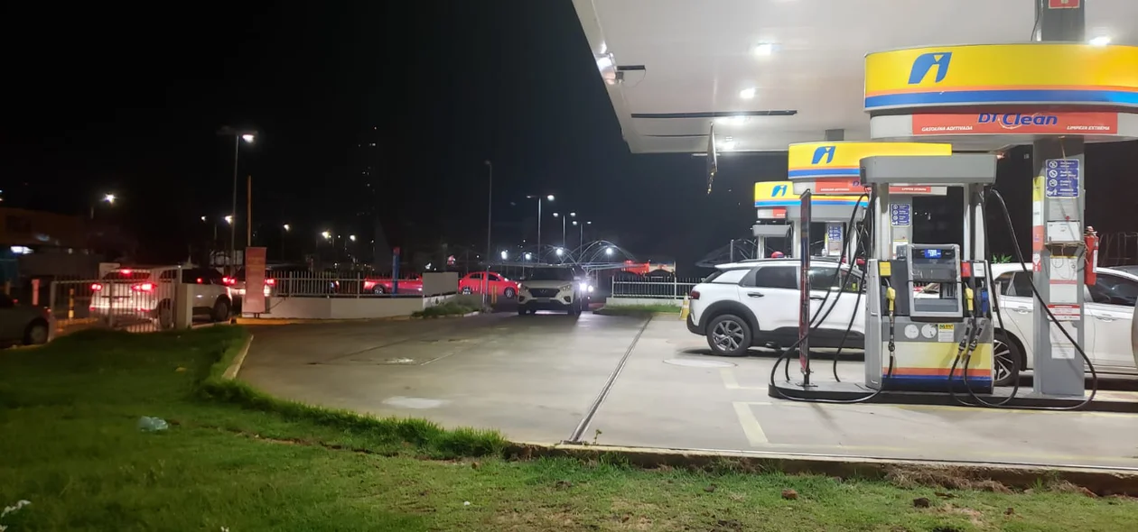 Posto de combustível na zona leste
