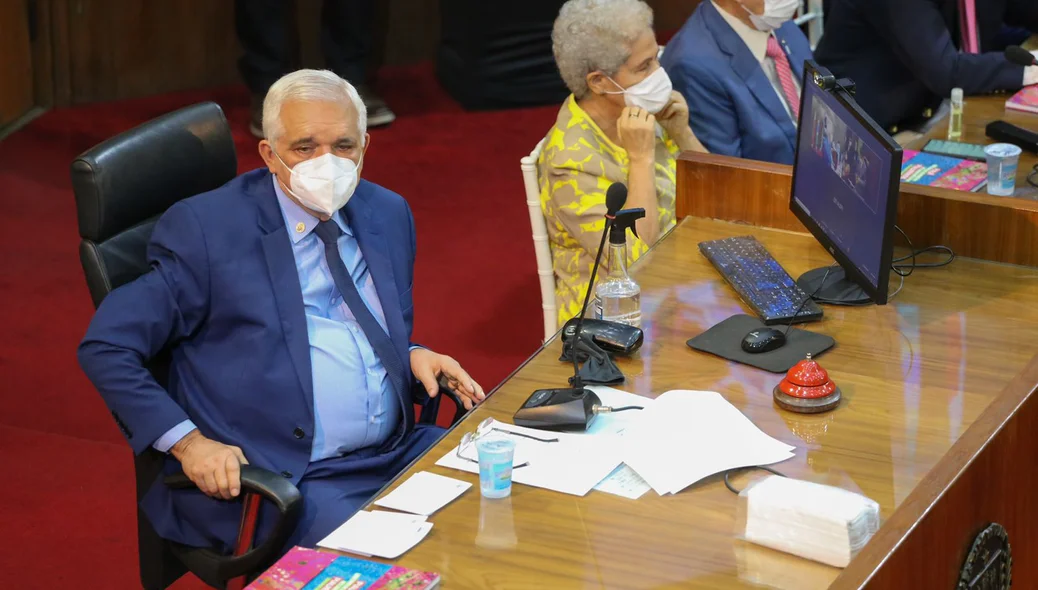 Presidente da Alepi Themístocles Filho