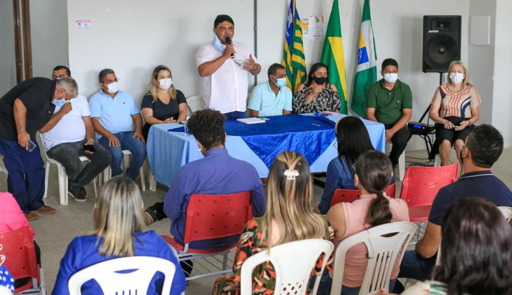 Reunião contou com a presença do prefeito de Altos, Mariinha