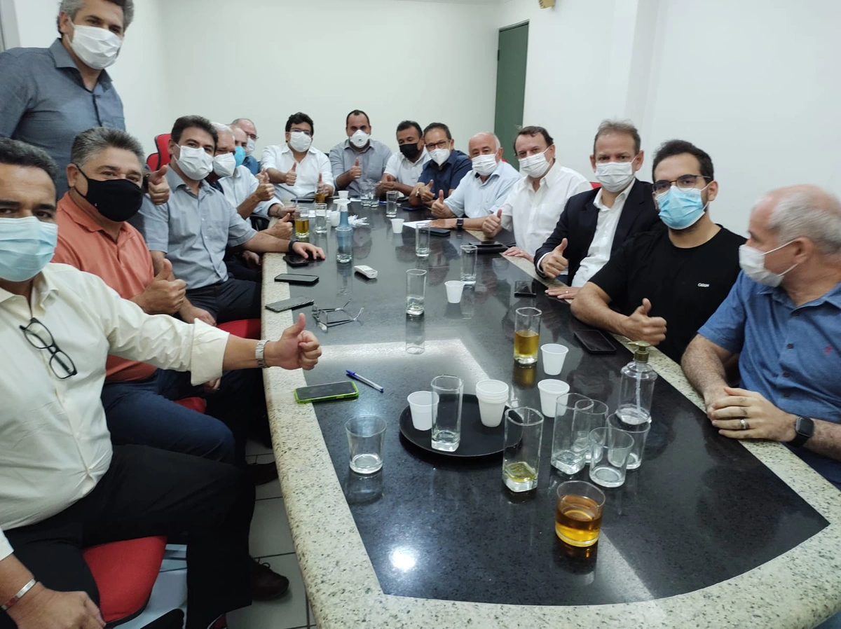 Reunião entre MDB e PSD em Teresina