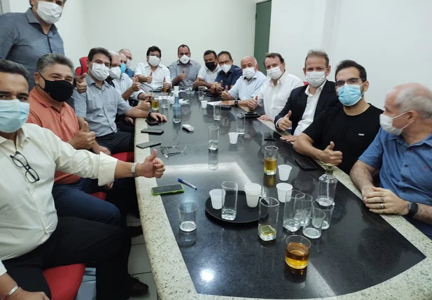 Reunião entre MDB e PSD em Teresina