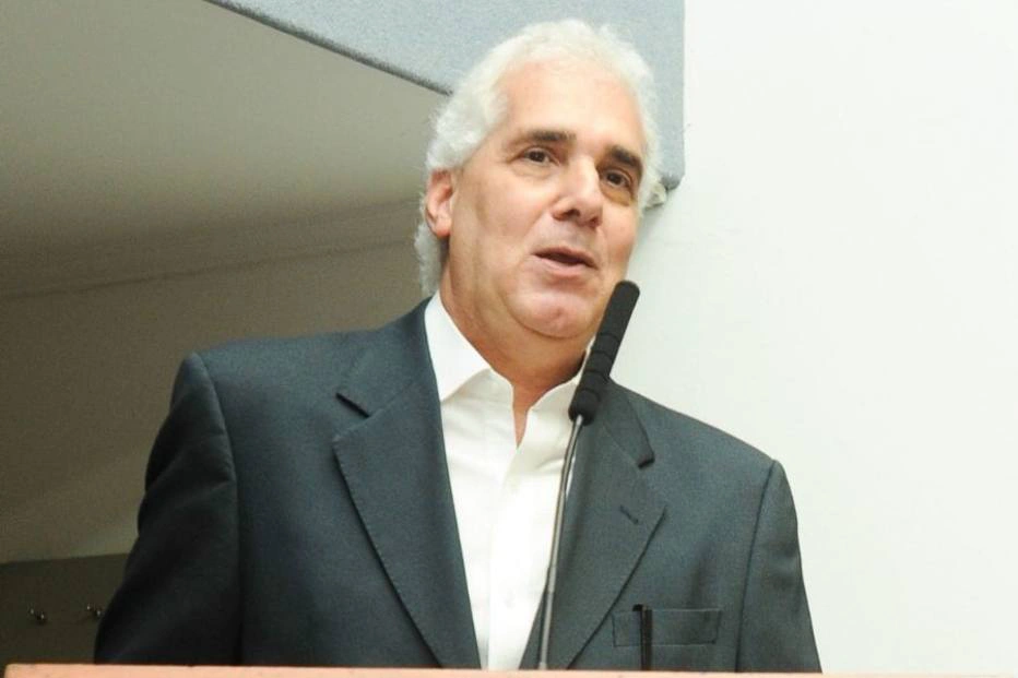 Santos decretou três dias de luto oficial em homenagem ao ex-deputado