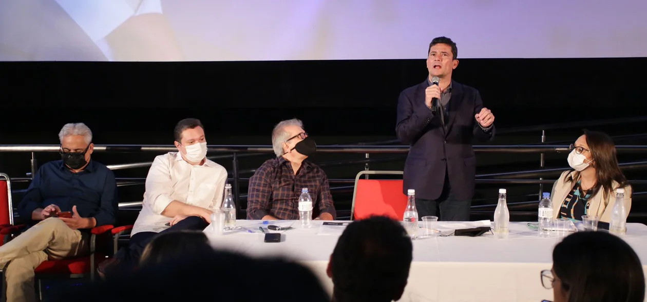 Sergio Moro discursa