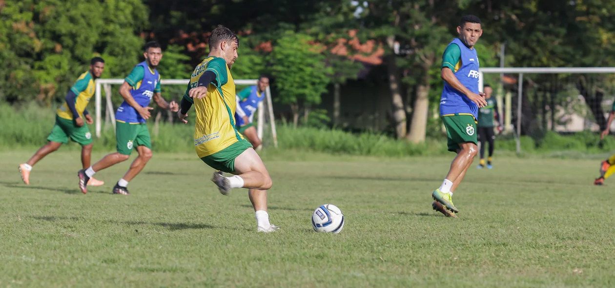 Treino do Altos aconteceu nesta sexta-feira