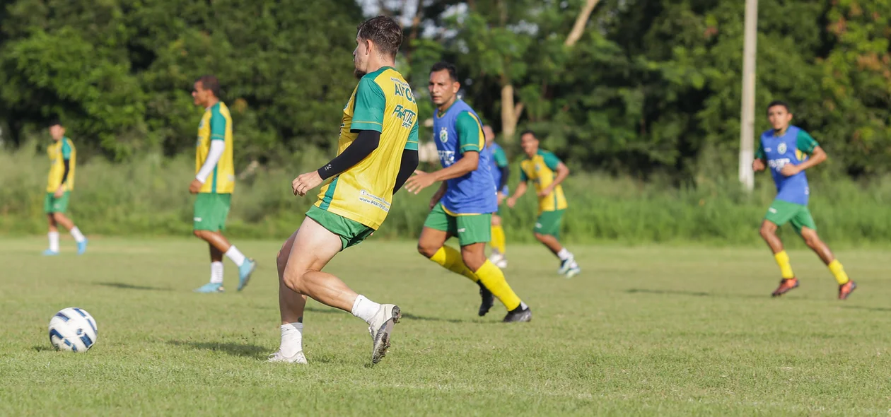 Treino tático