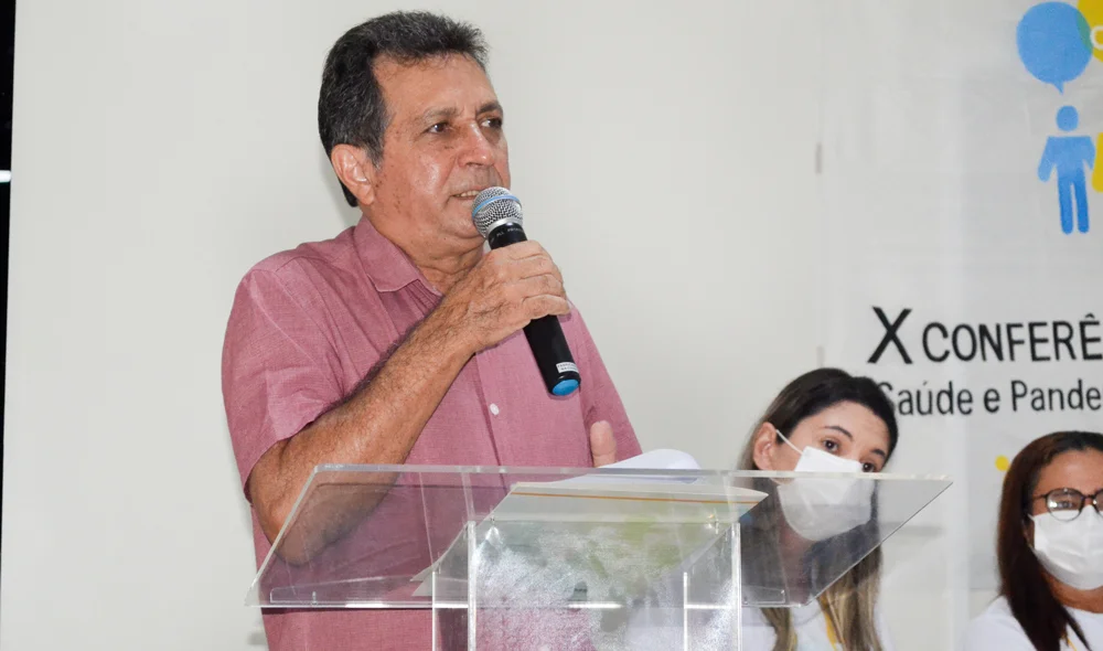 A solenidade contou a presença do prefeito Genival Bezerra