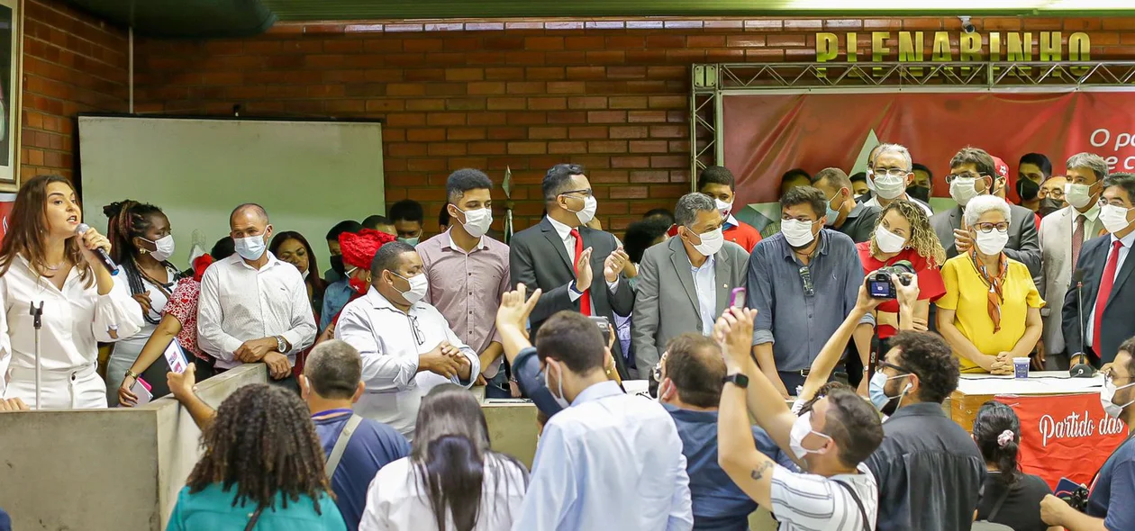 Autoridades participaram do evento de filiação