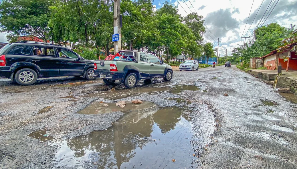 Avenida Josué Moura Santos na zona leste de Teresina