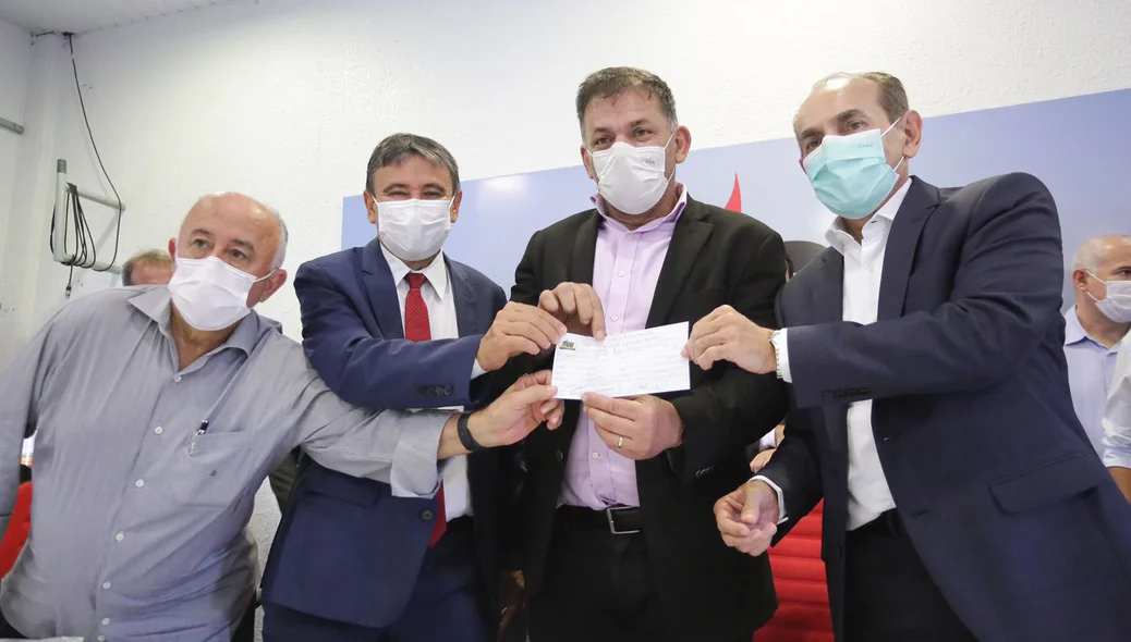 Carlos Augusto se filia ao MDB