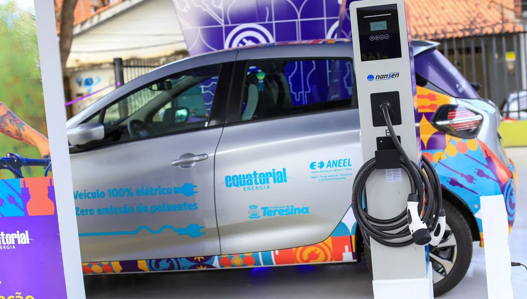 Carro elétrico doado para a Prefeitura de Teresina