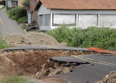 Cratera se abre na zona Leste de Teresina