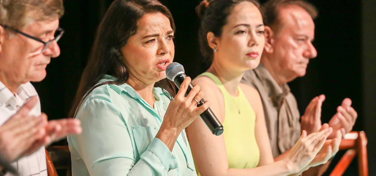 Deputada Teresa Britto