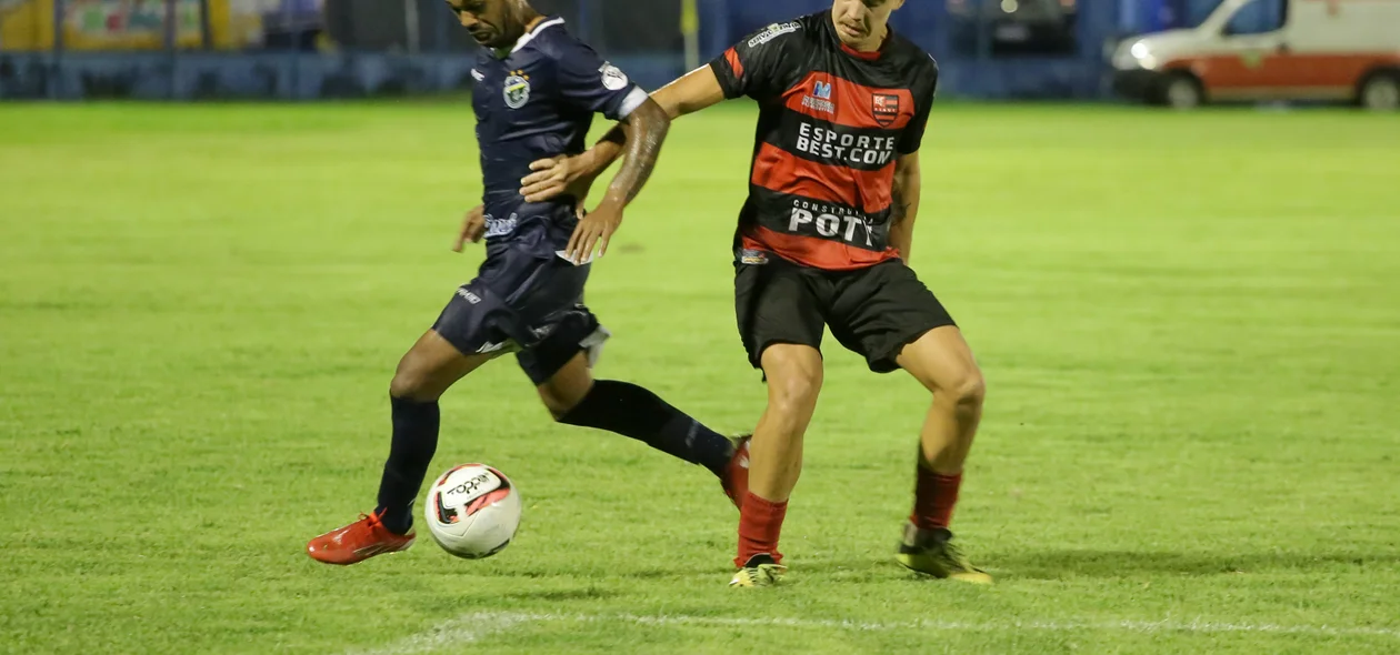 Disputa de bola