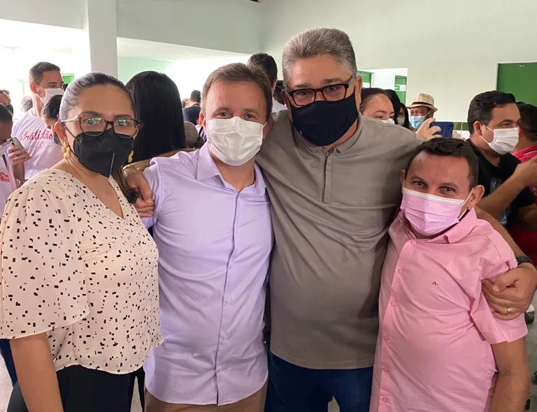 Em São Pedro, João Mádison visitou obras ao lado de Wellington Dias e Rafael Fonteles