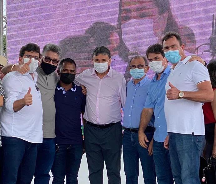 Em São Pedro, João Mádison visitou obras ao lado de Wellington Dias e Rafael