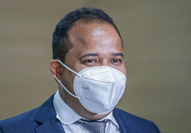 Enzo Samuel