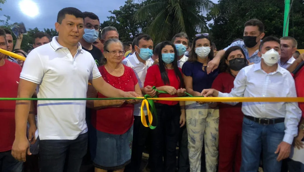 Ex-prefeito Rubens Pereira acompanhou entrega de obras