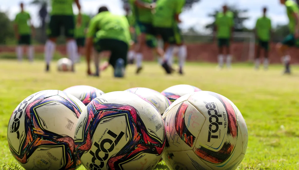 Fluminense do Piauí se prepara para jogo contra Altos