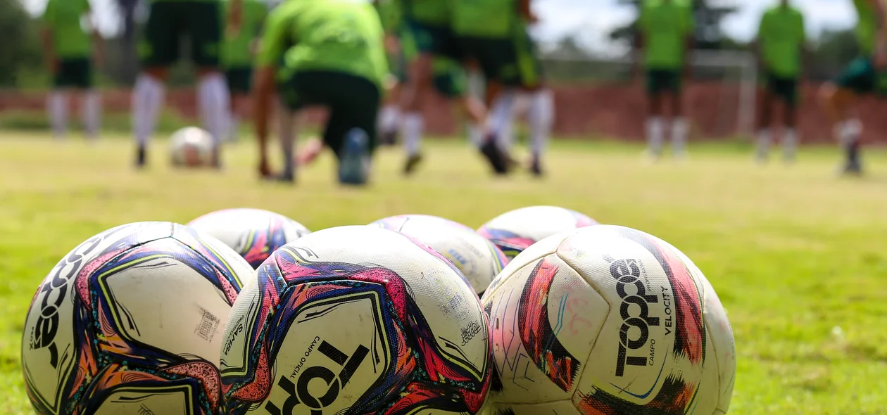 Fluminense do Piauí se prepara para jogo contra Altos