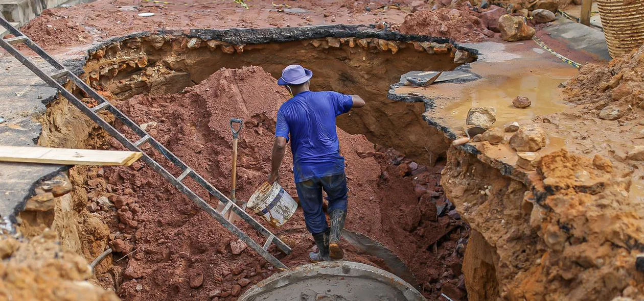 Galeria rompida na zona Sudeste de Teresina