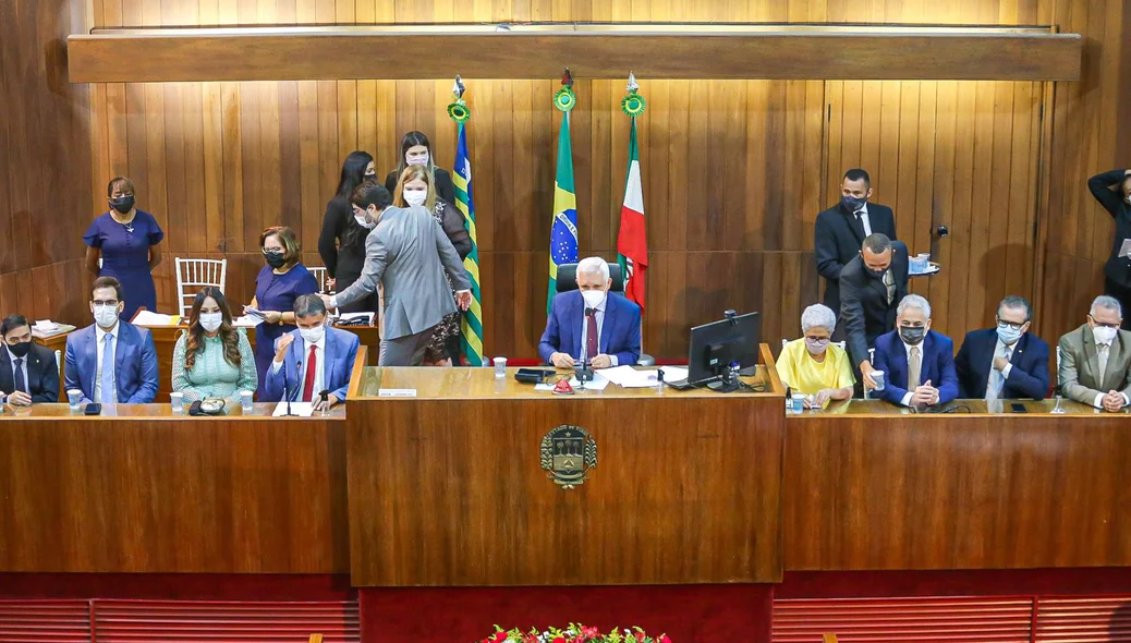Governador Wellington Dias deixa o cargo nesta quinta na Alepi