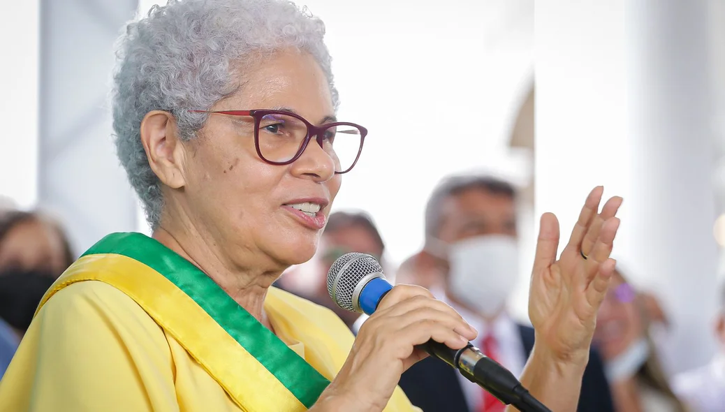 Governadora do Piauí, Regina Sousa (PT)