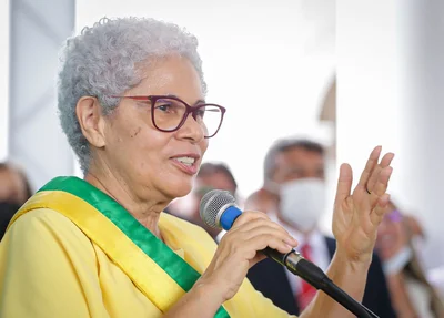 Governadora do Piauí, Regina Sousa (PT)