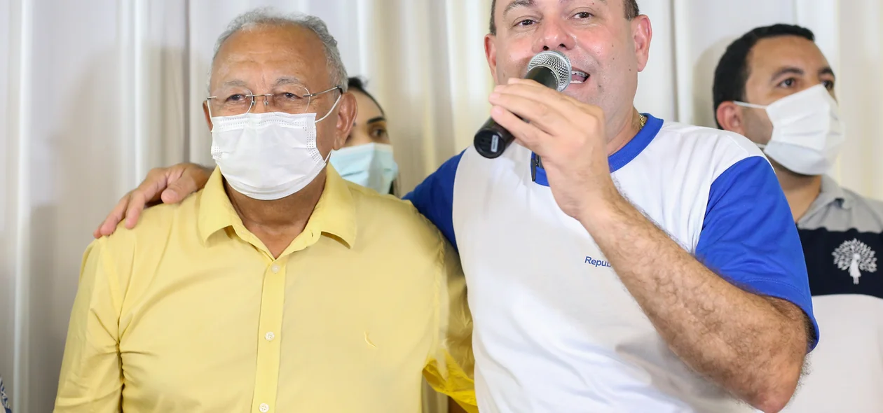 Jeová Alencar ao lado do Prefeito de Teresina