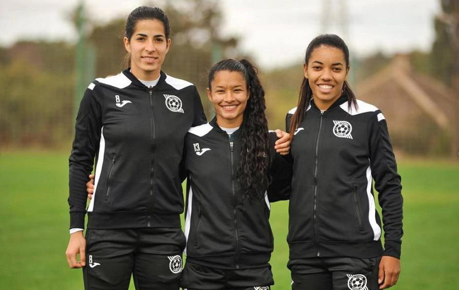 Jogadoras brasileiras tentam deixar a Ucrânia