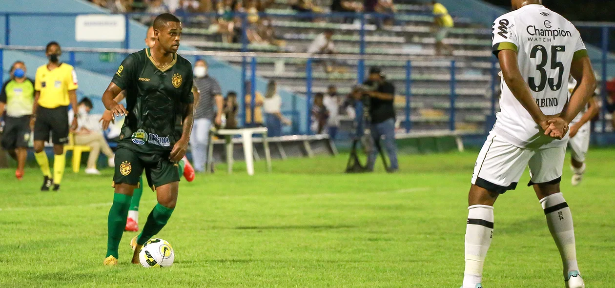Jogo entre Altos e Sport